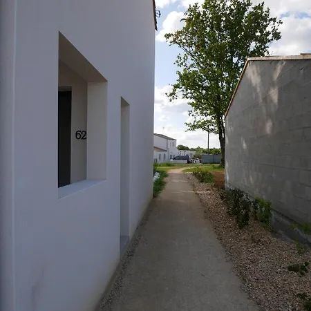 Apartment Dans Maison Neuve La Roche-sur-Yon
